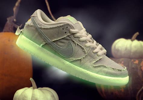 nike sb dunks mummy